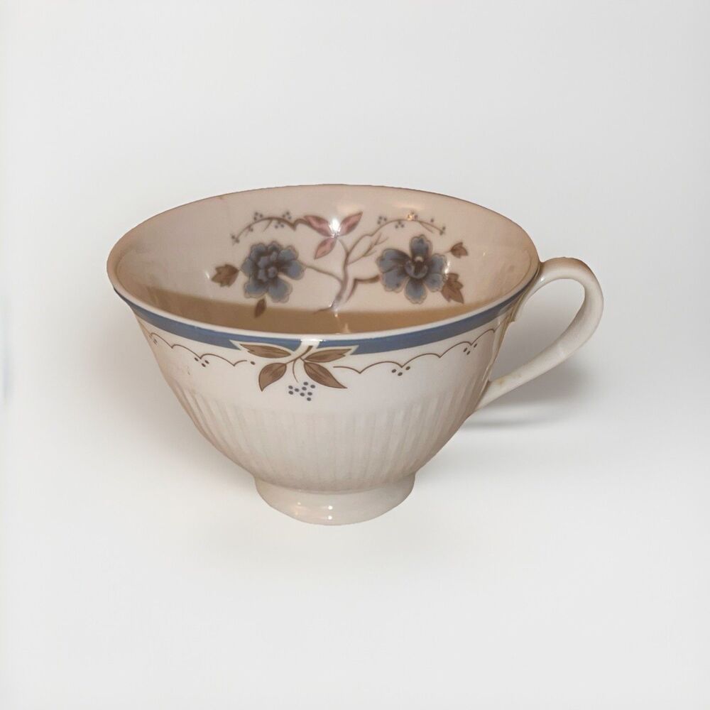 Vintage ROYAL DOULTON Porcelain OLD COLONY Pattern TC1005 4" x 2 1/2' Footed Cup